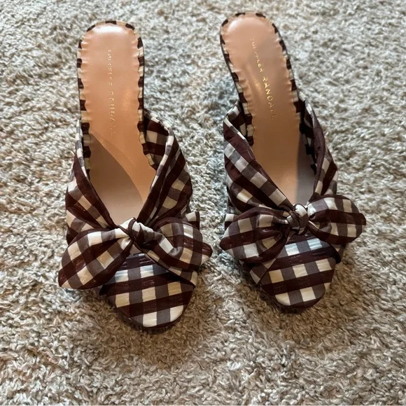 Loeffler Randall Luisa - Picture 1 of 3